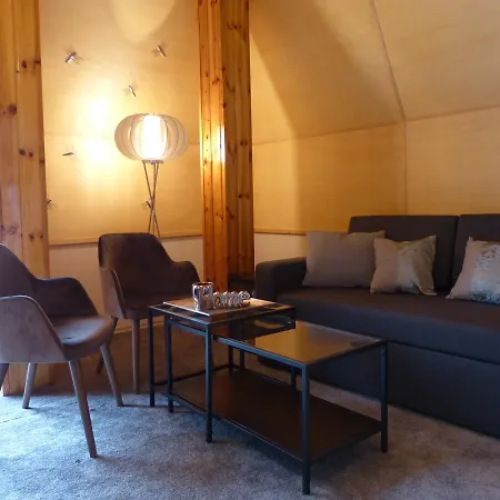 Park7 Bed & Breakfast 4*