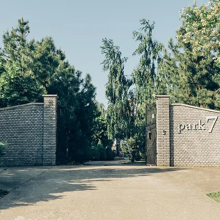 Park7 4* Tiszafured